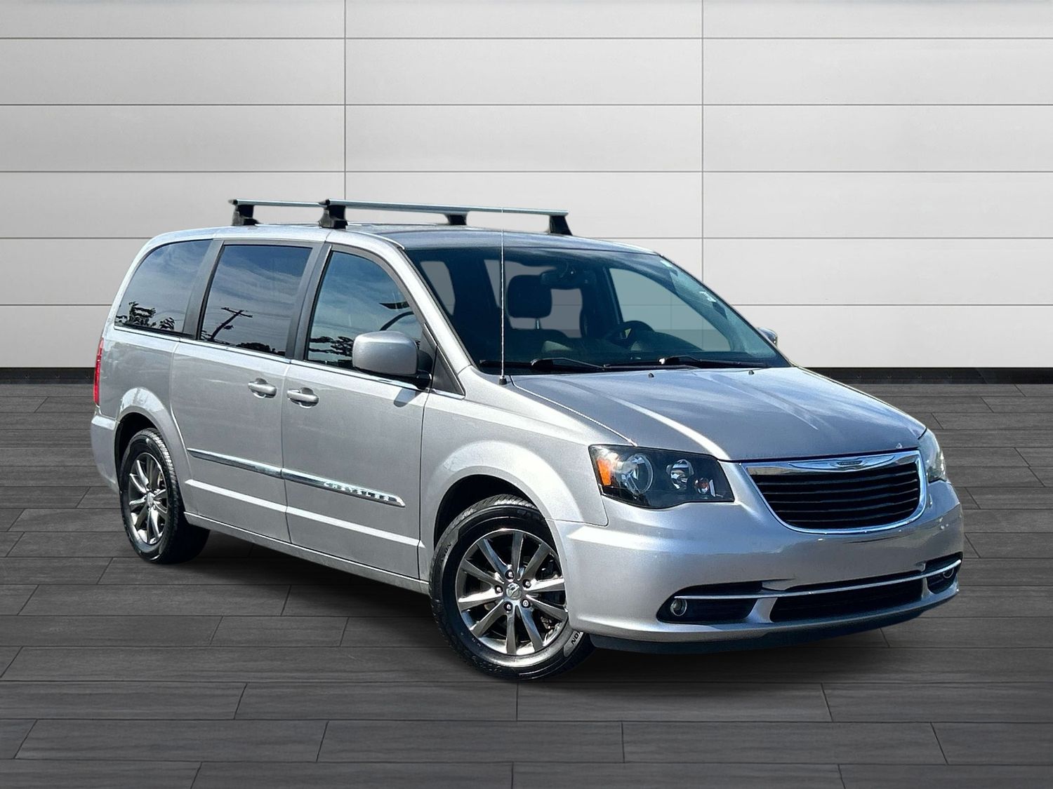 Billet Silver Metallic Clearcoat 2016 Chrysler Town & Country S FWD Minivan Front-Wheel Drive 6-Speed Automatic