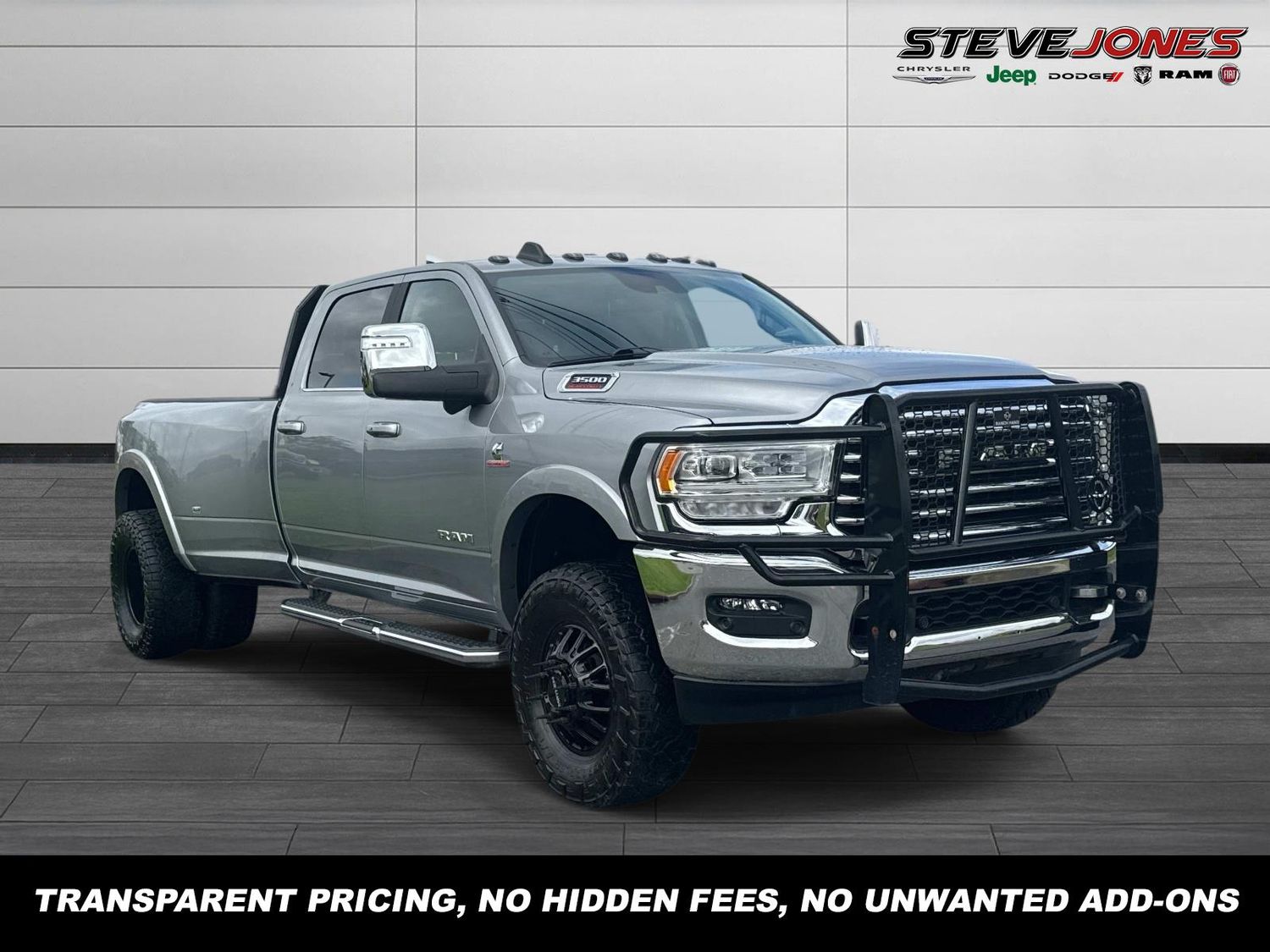 Billet Silver Metallic Clearcoat 2024 RAM 3500 Pickup Truck Four-Wheel Drive 6-Speed Automatic