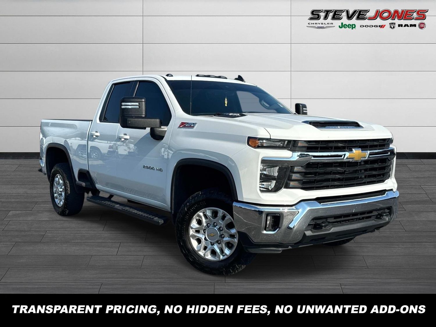 Summit White 2024 Chevrolet Silverado 2500HD Pickup Truck Four-Wheel Drive Automatic