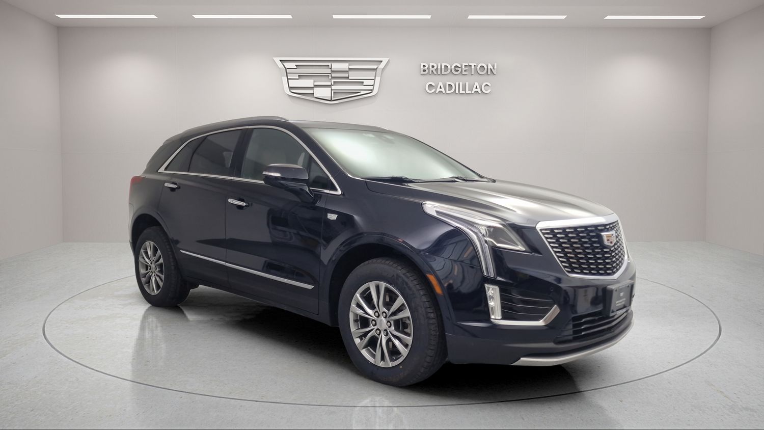 Dark Moon Blue Metallic 2022 Cadillac XT5 Premium Luxury AWD SUV / Crossover Four-Wheel Drive 9-Speed Automatic