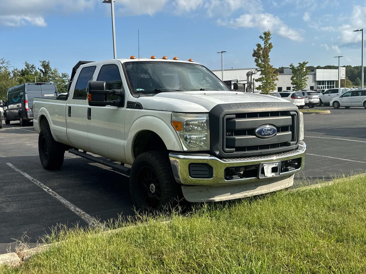 White 2014 Ford F-350 Super Duty Pickup Truck Four-Wheel Drive 6-Speed Automatic