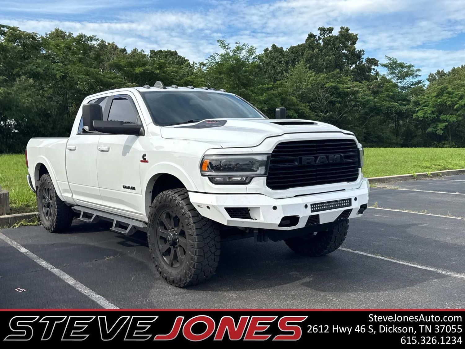 Bright White Clearcoat 2022 RAM 2500 Laramie Crew Cab 4WD Pickup Truck Four-Wheel Drive 6-Speed Automatic