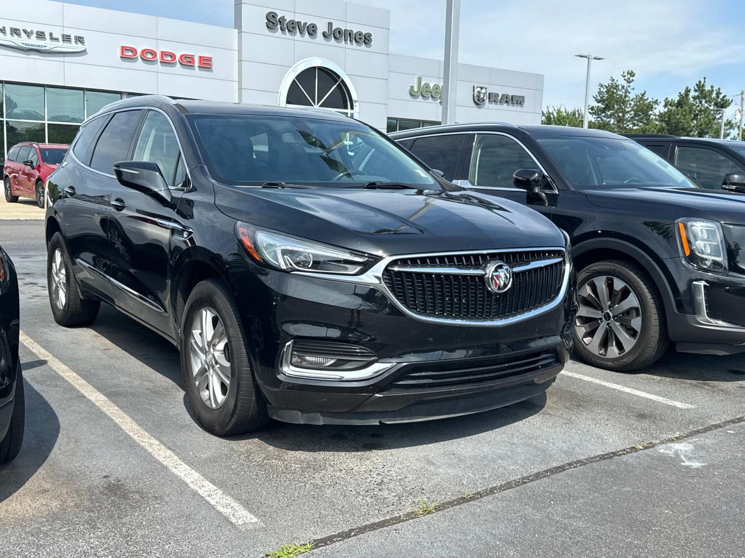 Black (Ebony Twilight Metallic) 2021 Buick Enclave Essence FWD SUV / Crossover Front-Wheel Drive 9-Speed Automatic