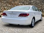 2005 Lexus ES 330 - White exterior view 2