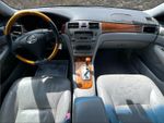 2005 Lexus ES 330 - White exterior view 11