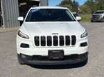 2018 Jeep Cherokee Latitude — Bright White Clearcoat exterior view 2, for sale at Tecforce Automotive in Bridgeport, NY