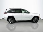 2022 Jeep Grand Cherokee Overland 4xe - Silver Zynith exterior view 5