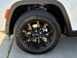 2026 Jeep Grand Cherokee Altitude - Bright White Clearcoat exterior view 3
