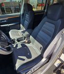 2019 Honda CR-V EX — Crystal Black Pearl interior and detail view 9, for sale at Velocity Auto Source in RICHMOND, KY