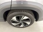 2025 Volkswagen Taos 1.5T SE - Platinum Gray Metallic exterior view 8