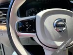 2022 Volvo XC90 T6 Momentum - White exterior view 16