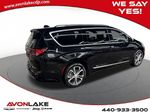 2026 Chrysler Pacifica Pinnacle - Diamond Black Crystal Pearlcoat exterior view 5