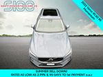 2022 Volvo XC60 B5 Momentum - Gray exterior view 9