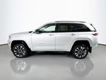 2022 Jeep Grand Cherokee Overland 4xe - Silver Zynith exterior view 10