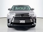 2017 Toyota Highlander LE - Predawn Gray Mica exterior view 2