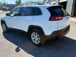 2018 Jeep Cherokee Latitude — Bright White Clearcoat exterior view 5, for sale at Tecforce Automotive in Bridgeport, NY