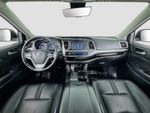 2017 Toyota Highlander SE - Blizzard Pearl exterior view 15