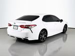 2018 Toyota Camry SE - Super White exterior view 7