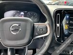 2021 Volvo XC40 R-Design - Blue Metallic exterior view 16