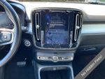 2020 Volvo XC40 Momentum — Glacier Silver Metallic exterior view 6, for sale at A Better Way Wholesale Autos in Naugatuck, CT