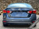 2022 Nissan Altima 2.5 SV - Blue Metallic exterior view 4