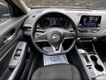2024 Nissan Altima 2.5 SV - Super Black exterior view 5