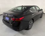 2023 Nissan Altima 2.5 SV - Super Black exterior view 8