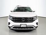 2021 Volkswagen Atlas 3.6L V6 SE w/Technology - Pure White exterior view 2