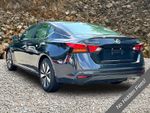 2022 Nissan Altima 2.5 SV - Blue Metallic exterior view 11