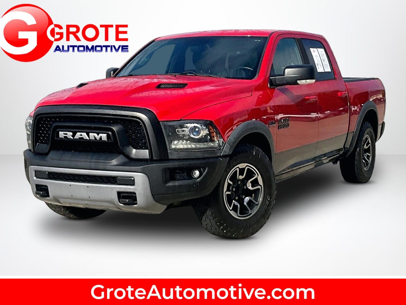 Flame Red Clearcoat 2016 RAM 1500 Pickup Truck Four-Wheel Drive 8-Speed Automatic