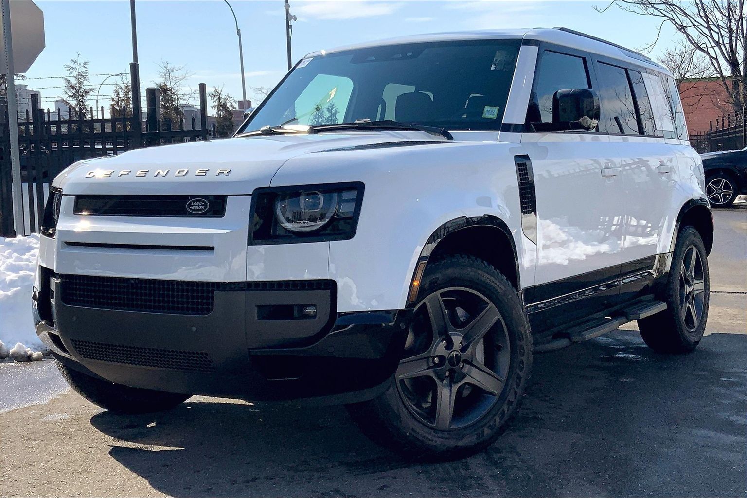 2026 Land Rover Defender 110 P400 X-Dynamic SE AWD