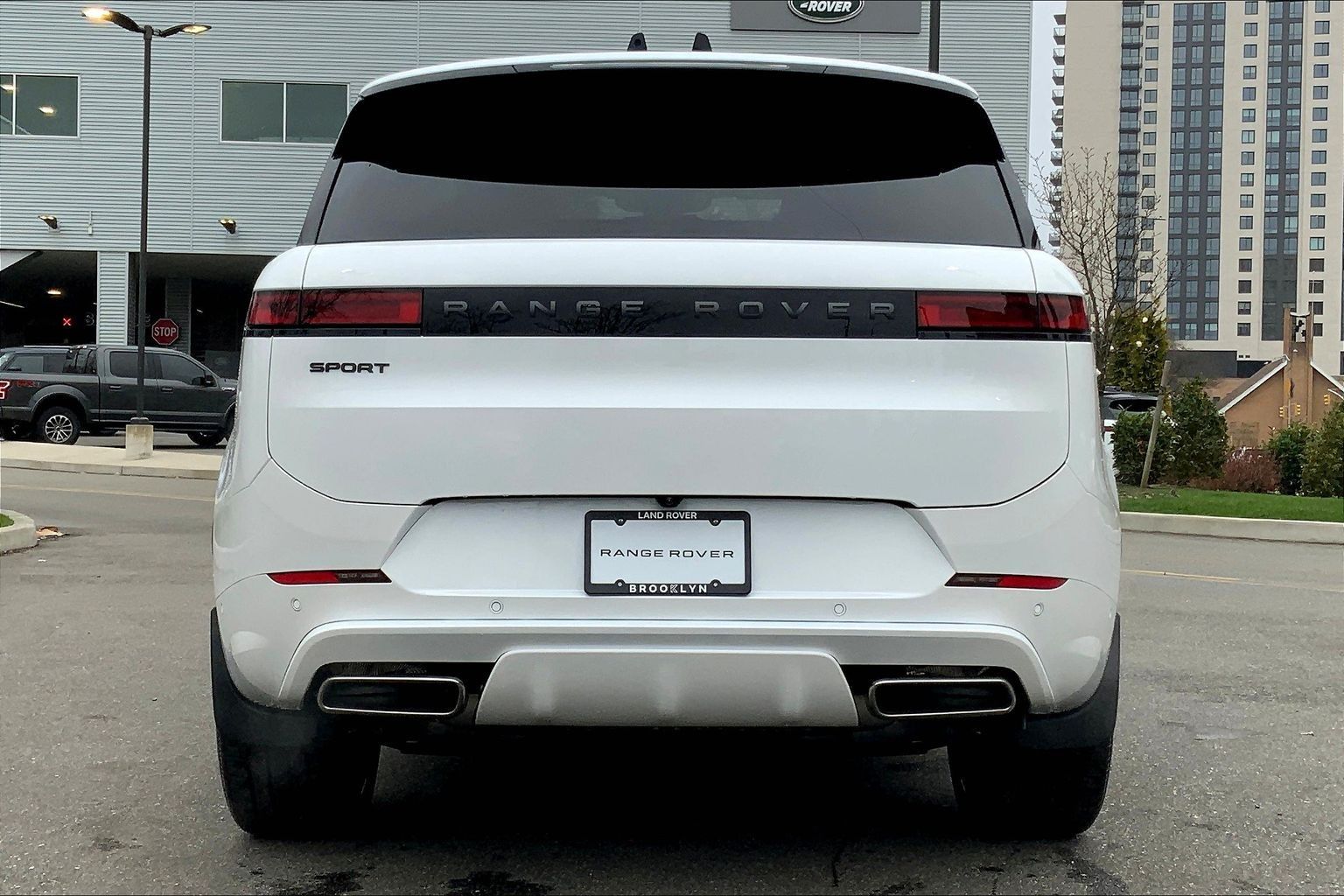 View vehicle photo 4