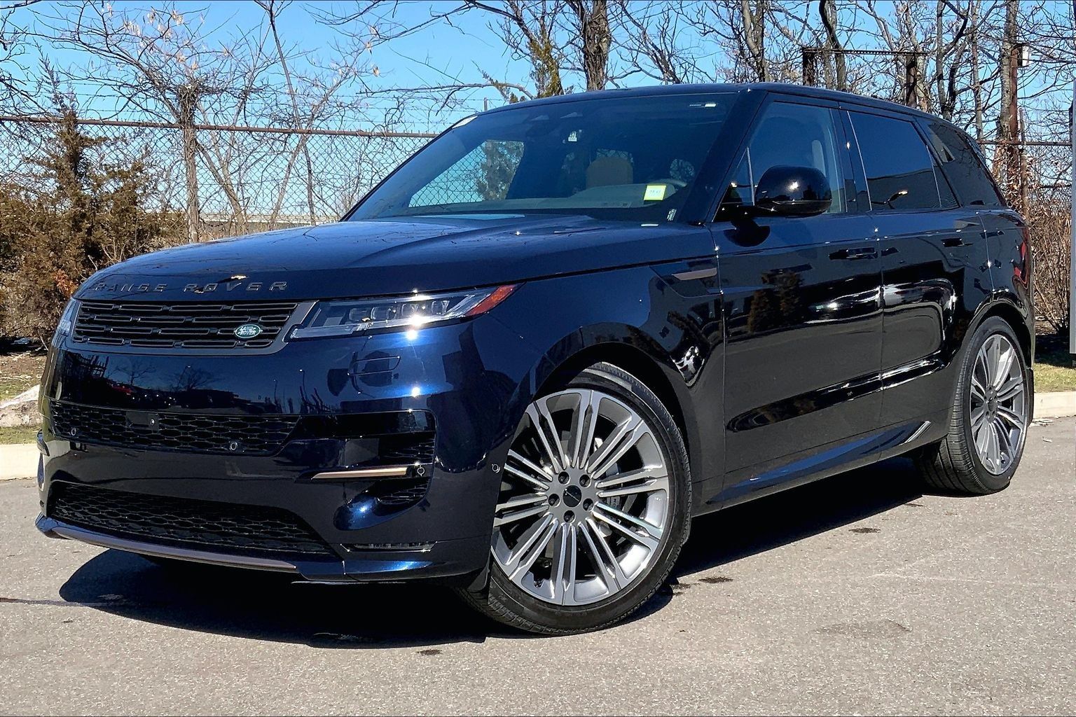 2026 Land Rover Range Rover Sport P400 Dynamic SE AWD