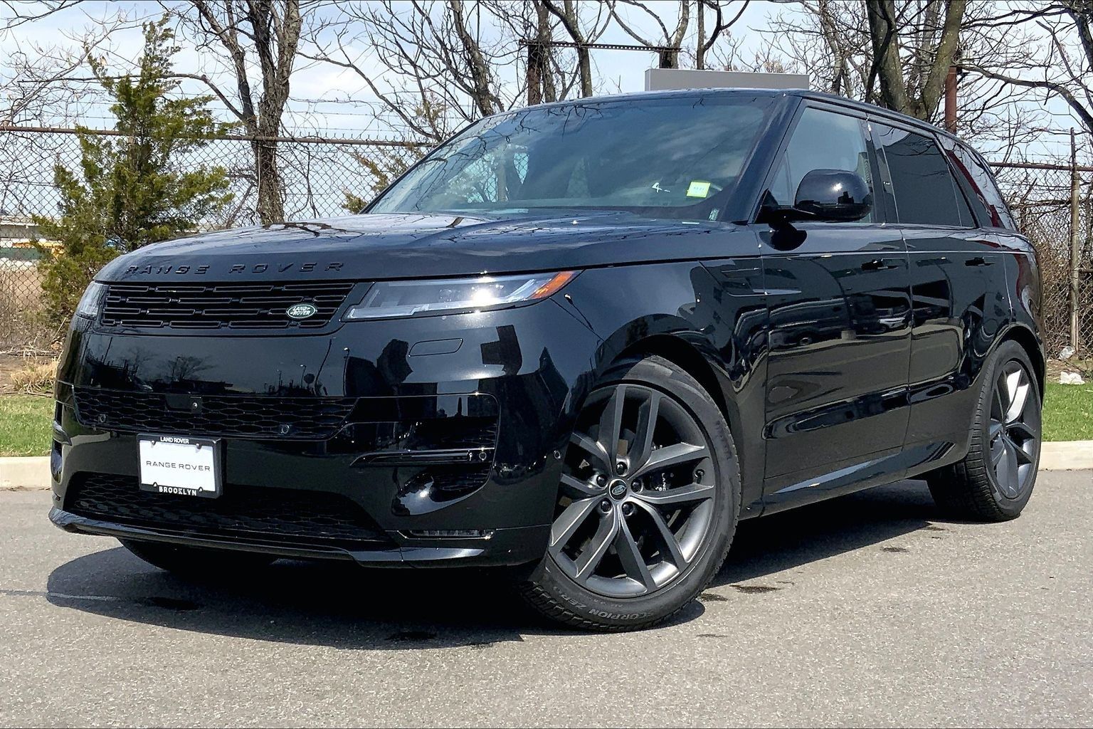 Santorini Black Metallic 2024 Land Rover Range Rover Sport P400 Dynamic SE AWD SUV / Crossover All-Wheel Drive 8-Speed Automatic