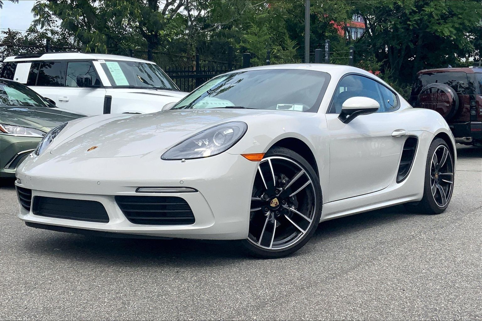 Chalk 2024 Porsche 718 Cayman Coupe Rear-Wheel Drive 7-Speed Automatic