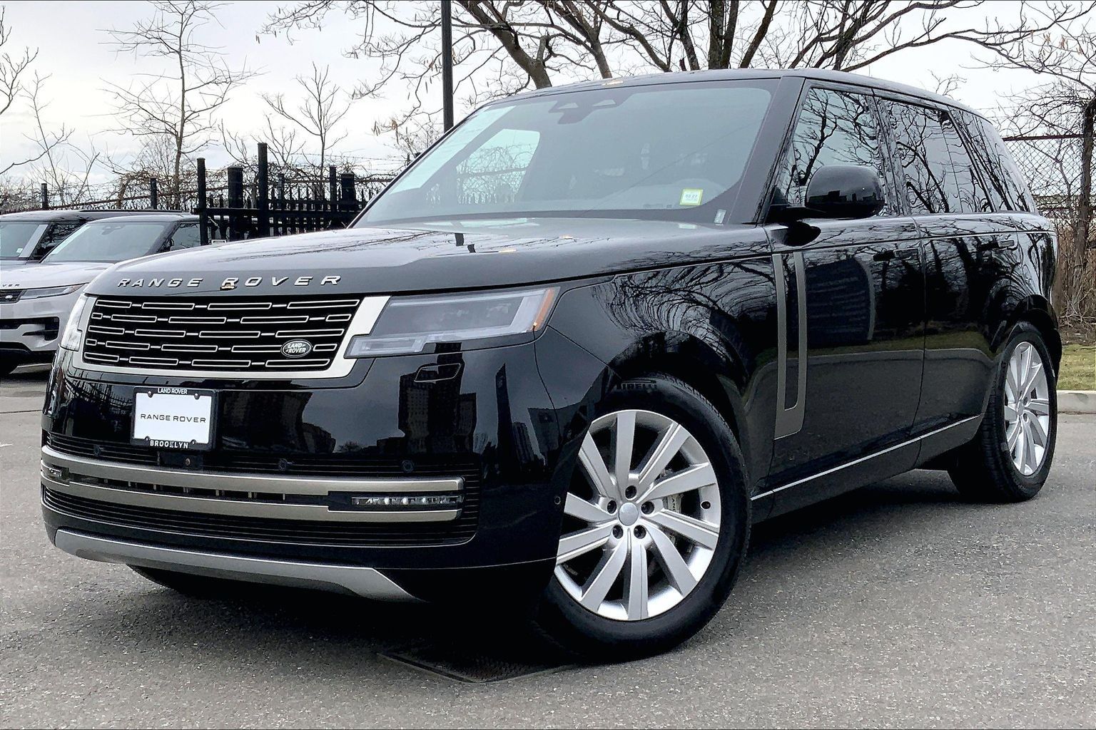 2025 Land Rover Range Rover P400 SE AWD