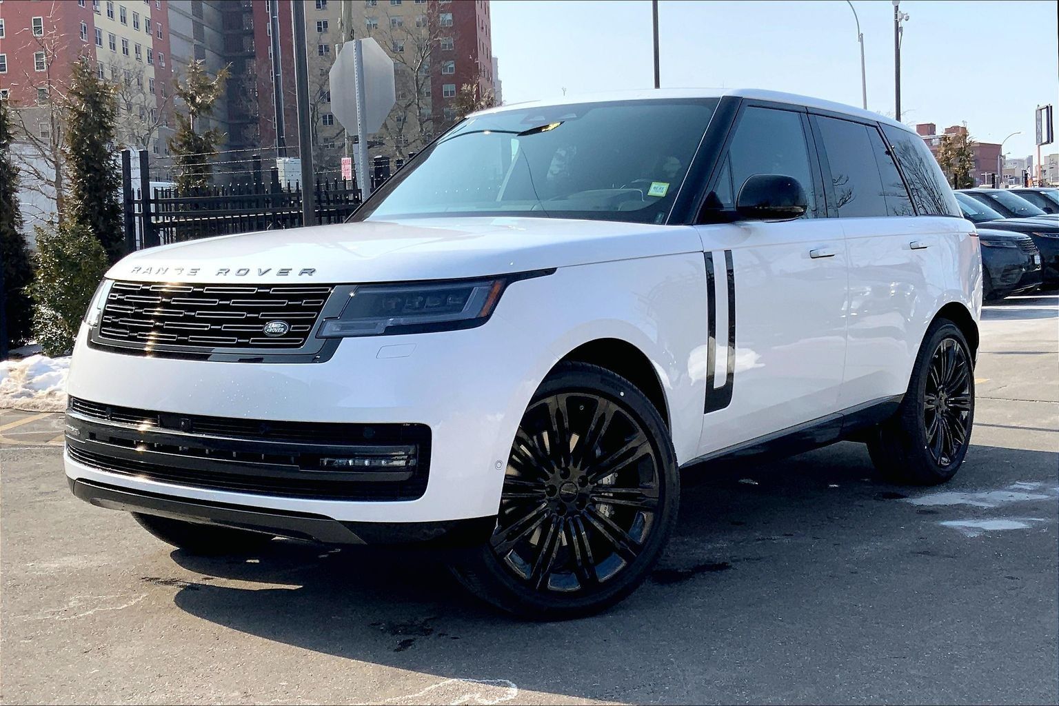 2026 Land Rover Range Rover P400 SE AWD