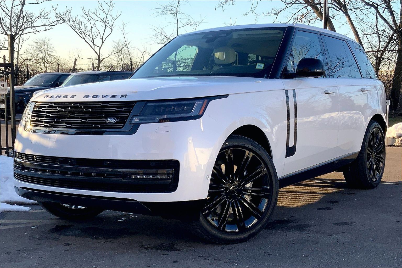 2026 Land Rover Range Rover P400 SE AWD