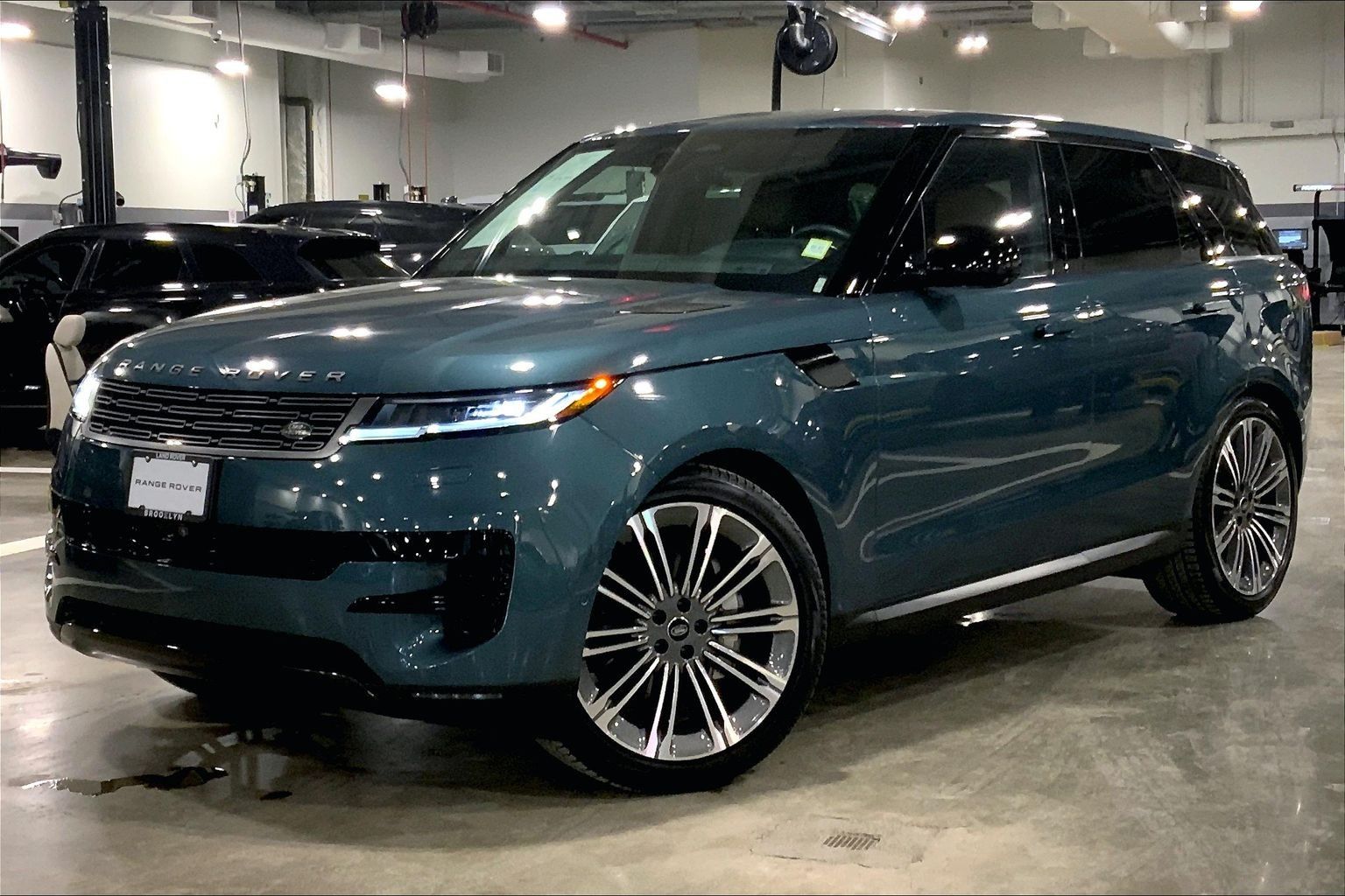 2024 Land Rover Range Rover Sport P360 SE AWD