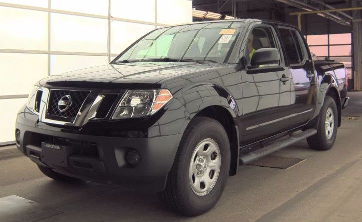 Gray (Magnetic Black) 2018 Nissan Frontier Pickup Truck 4X2 5-Speed Automatic Overdrive