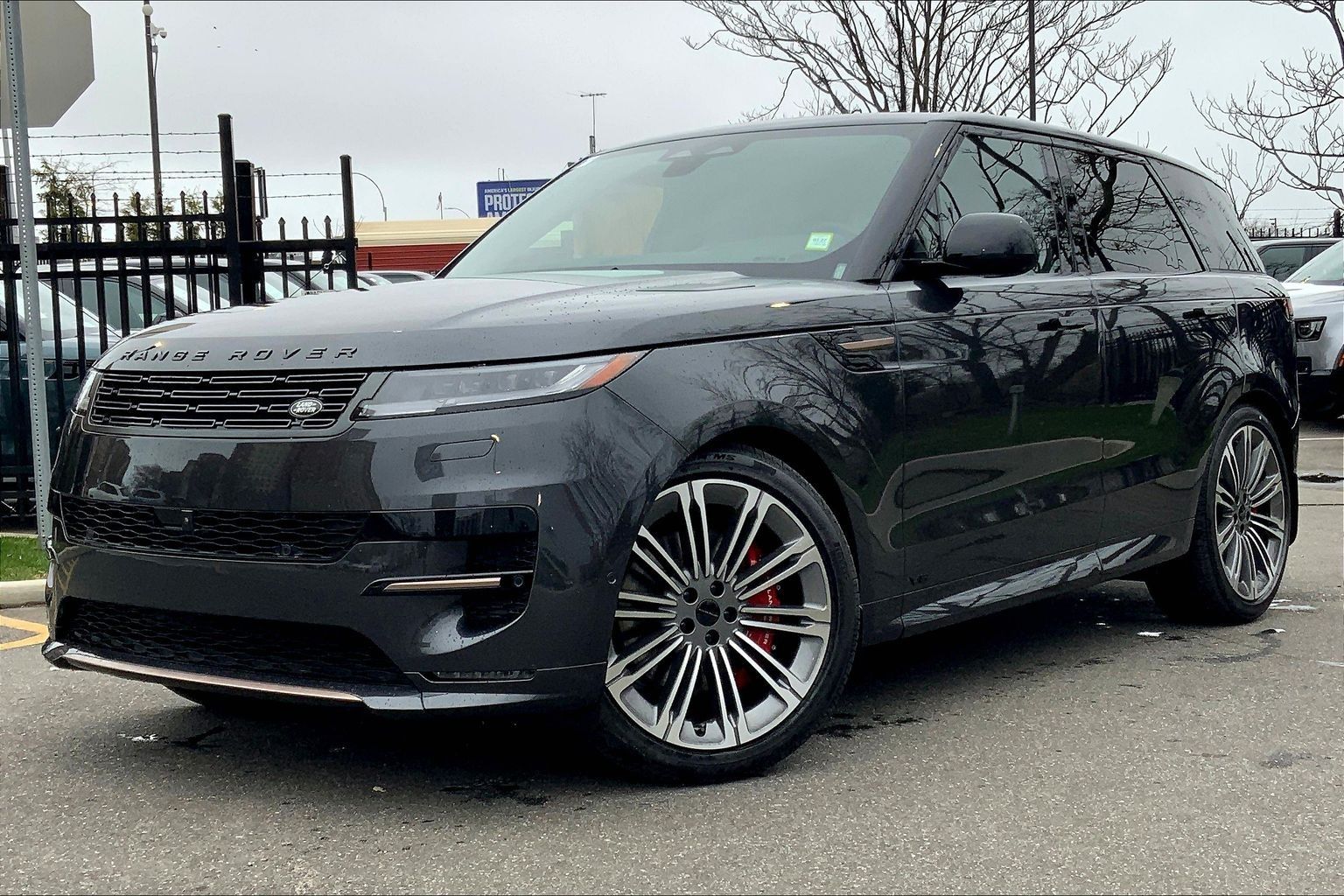 Carpathian Gray Premium Metallic 2026 Land Rover Range Rover Sport P530 Dynamic SE AWD SUV / Crossover All-Wheel Drive 8-Speed Automatic