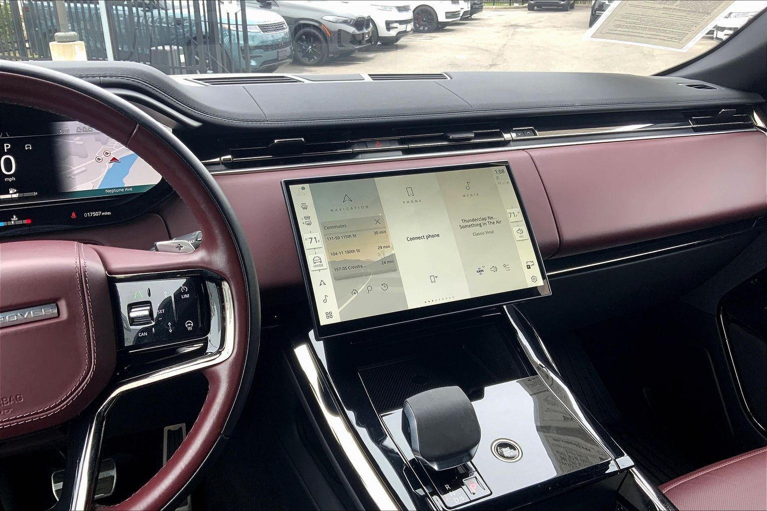 View vehicle photo 6