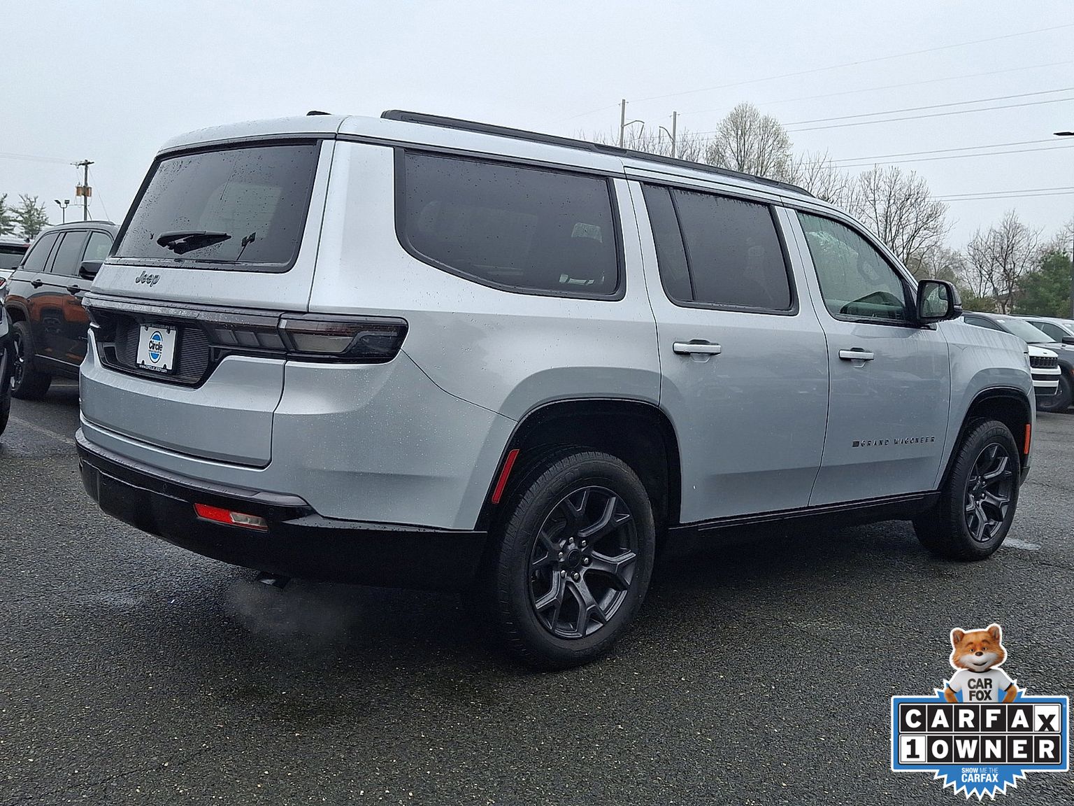 View vehicle photo 3