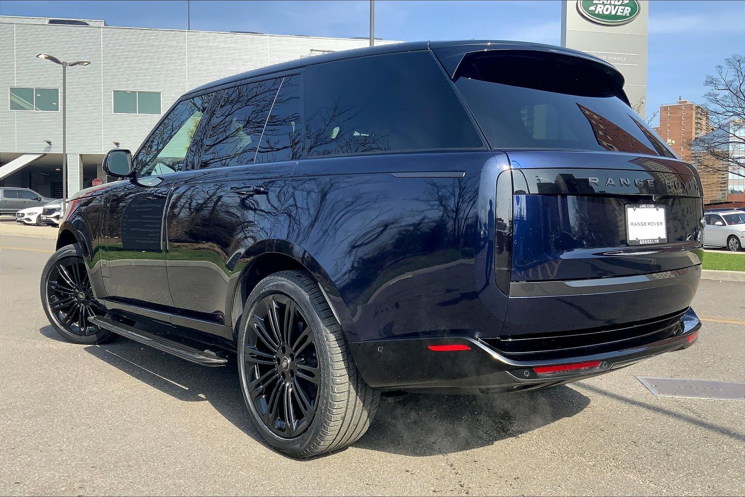 View vehicle photo 3