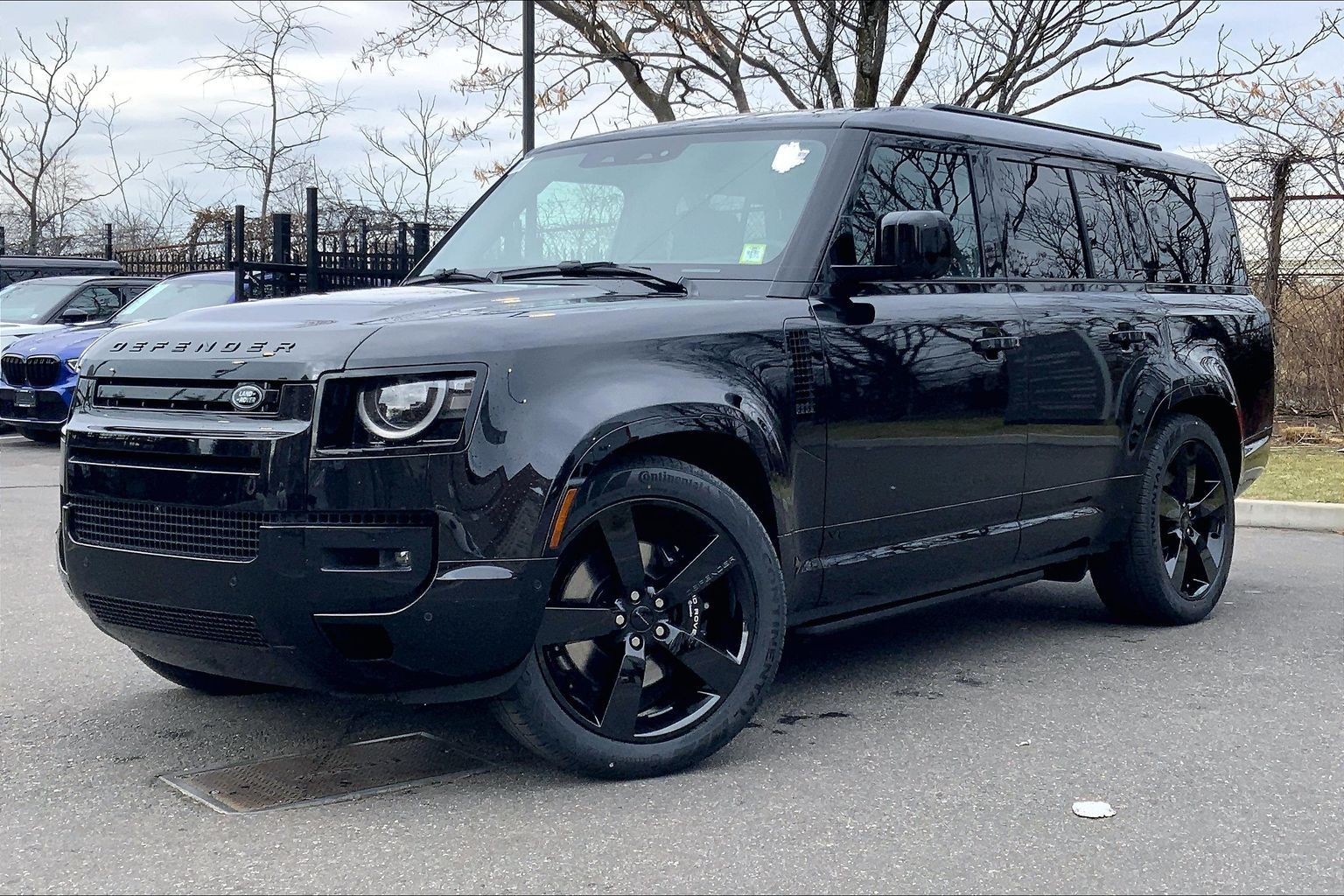 2026 Land Rover Defender 130 V8 P500 AWD