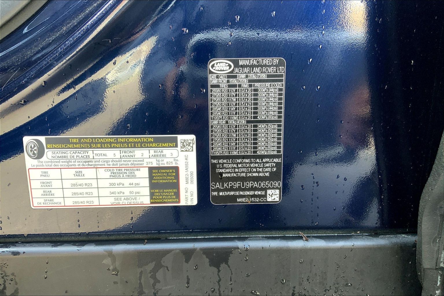 View vehicle photo 4