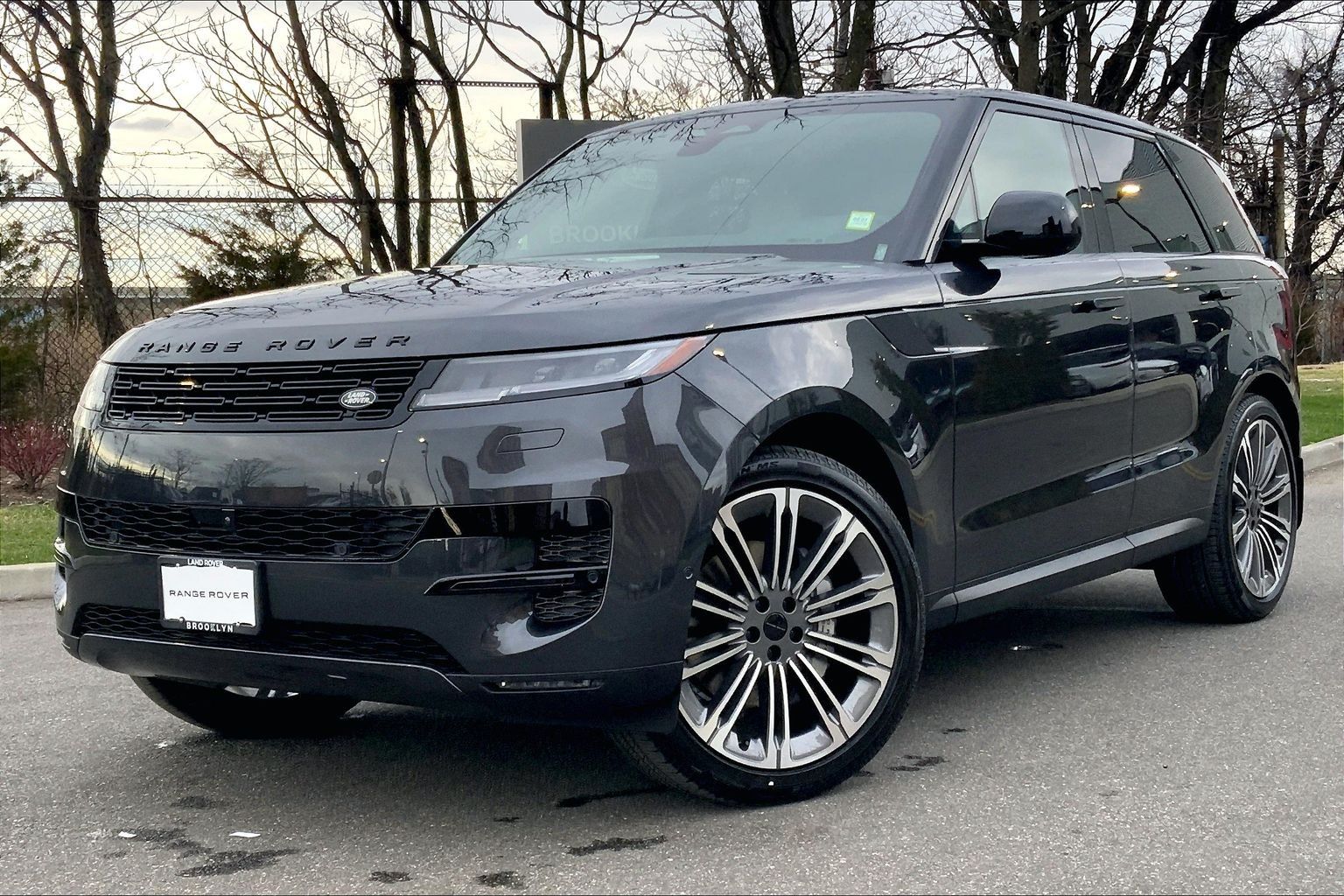 2026 Land Rover Range Rover Sport P360 SE AWD