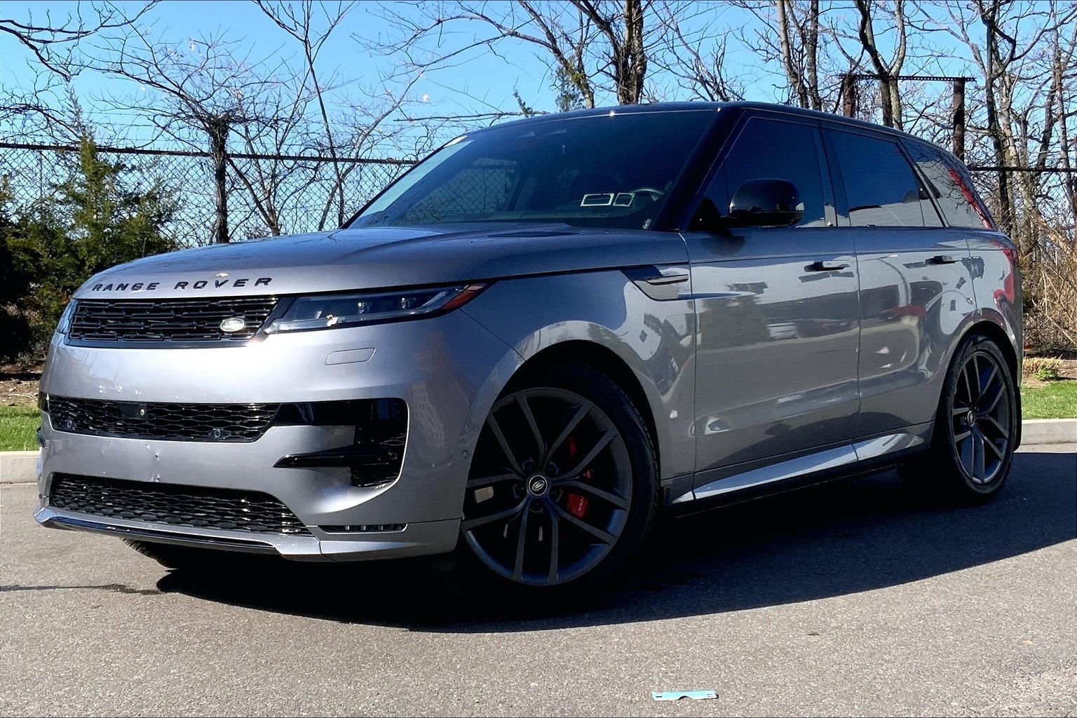 Eiger Gray Metallic 2024 Land Rover Range Rover Sport P400 Dynamic SE AWD SUV / Crossover All-Wheel Drive 8-Speed Automatic