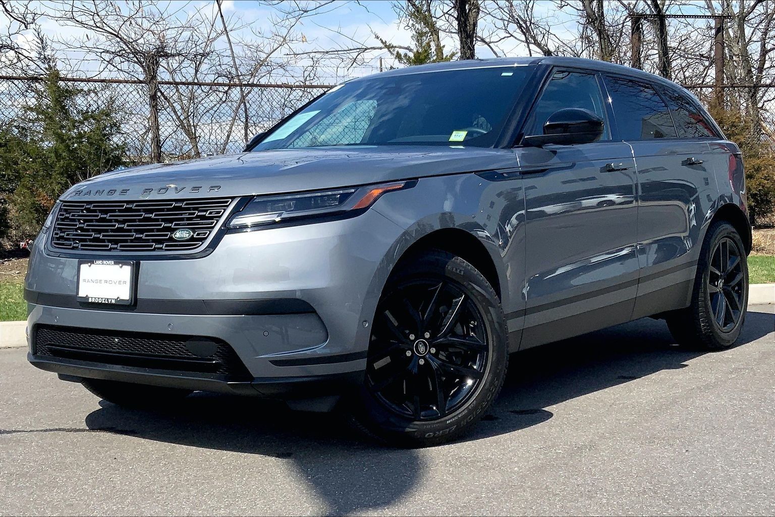 Gray (Zadar Grey Prem Met) 2026 Land Rover Range Rover Velar P250 S AWD SUV / Crossover All-Wheel Drive 8-Speed Automatic