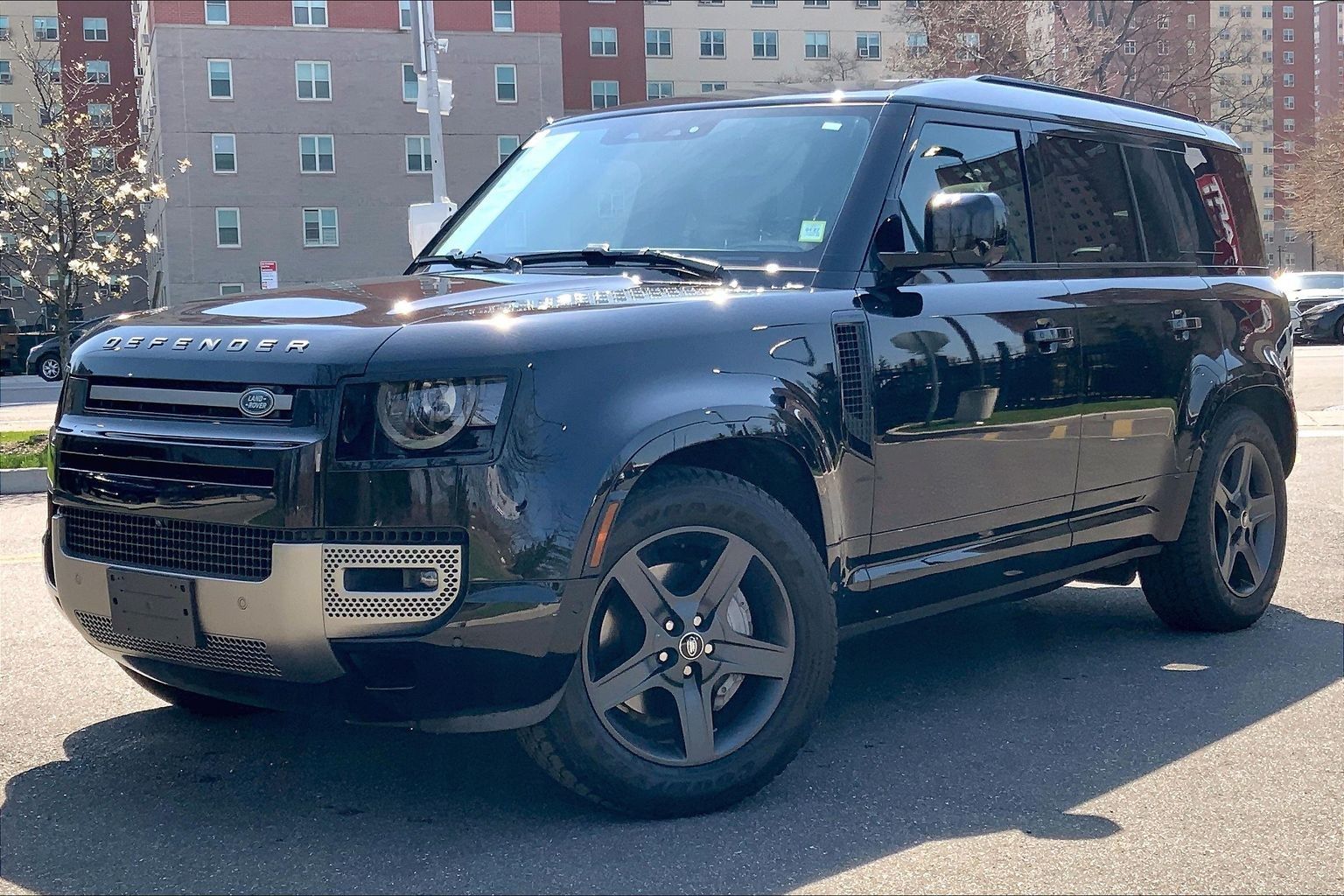 Santorini Black Metallic 2025 Land Rover Defender 110 P400 X-Dynamic SE AWD SUV / Crossover All-Wheel Drive 8-Speed Automatic
